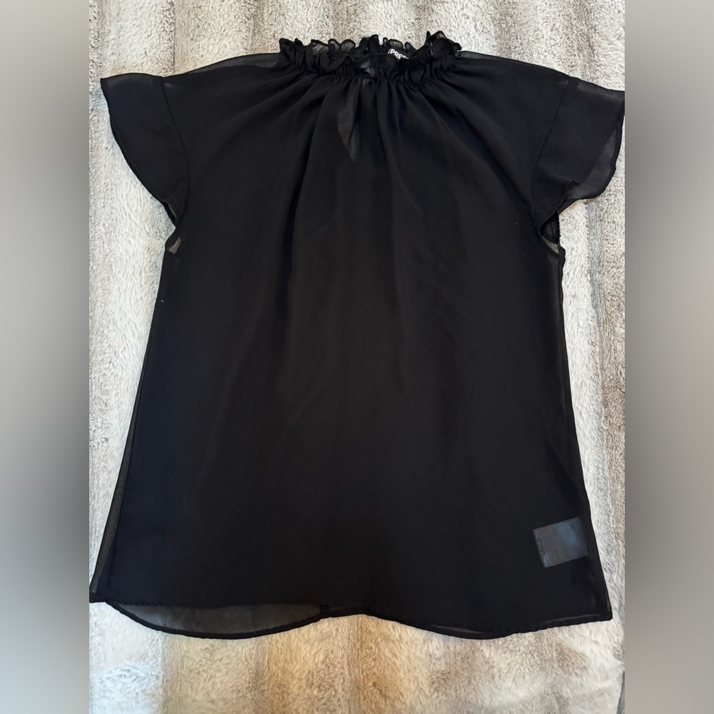 NWOT Express Black Chiffon Sheer Mock Neck Lettuce Trim Short Sleeve Blouse, XS